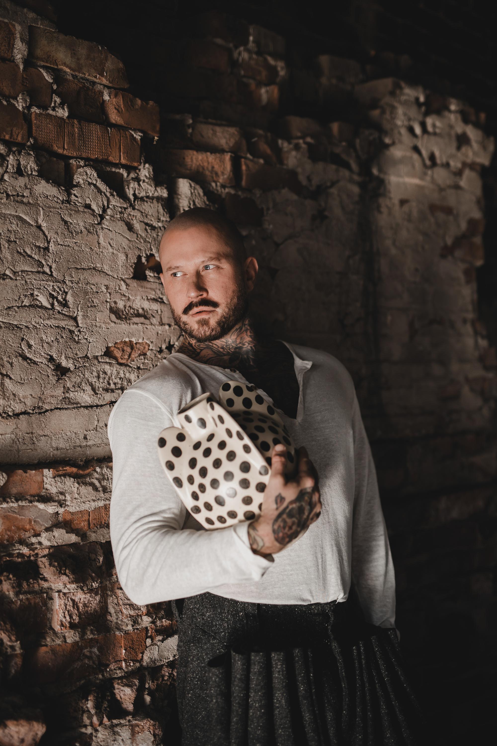 Vas, Get Inked Vas 28 cm, Svart/Offwhite – Jakobsdals