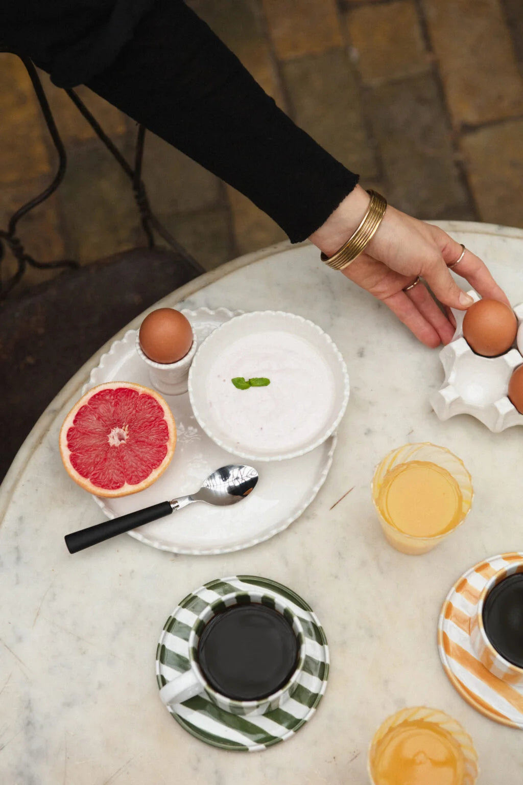 Monica kopp med fat grön