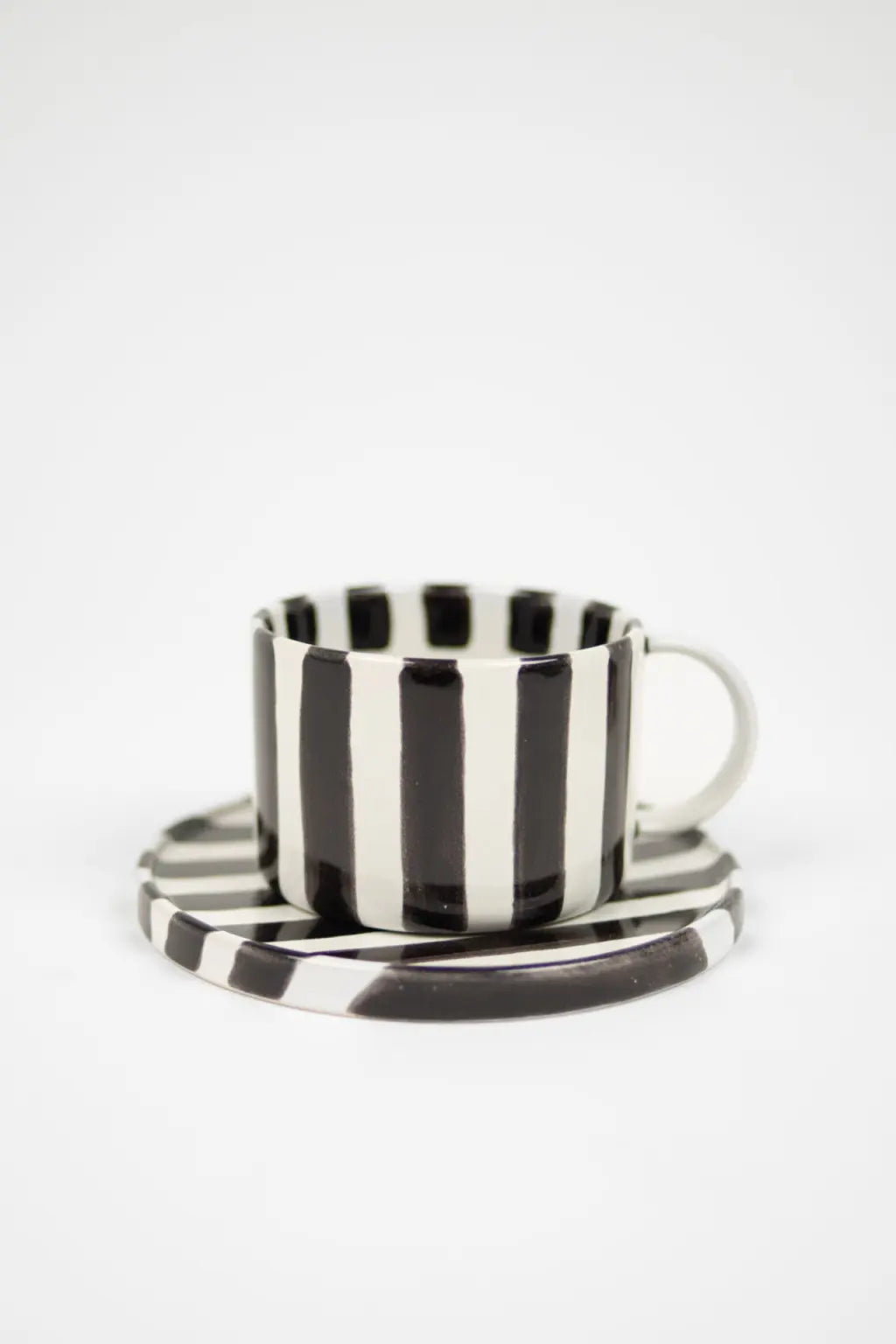 Monica kopp med fat svart