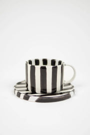 Monica kopp med fat svart