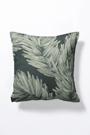 Kuddfodral Hopeakuusi 45 × 45 cm grön – Pentik