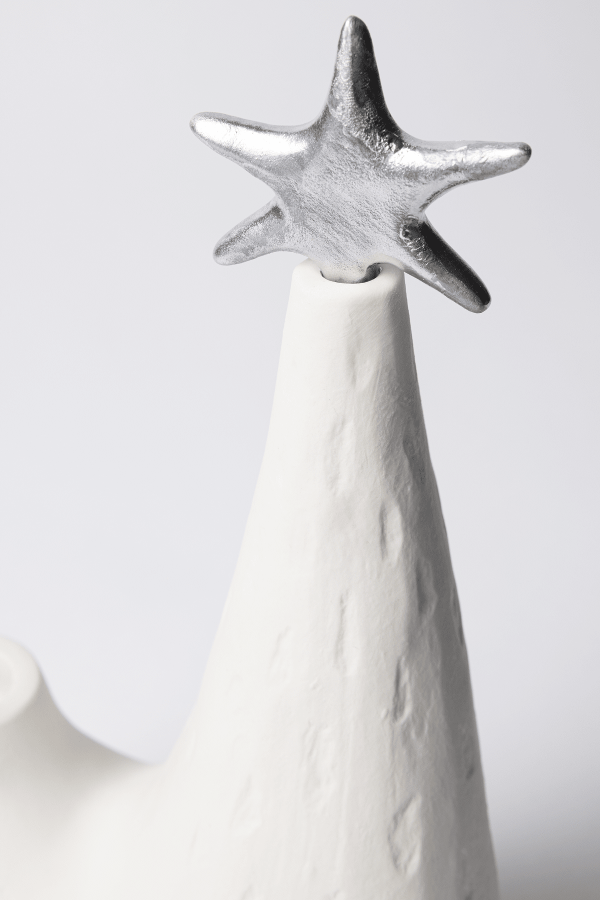 Ljuslykta Joulukuusi Studio 15 × 9 × 25 cm vit – Pentik