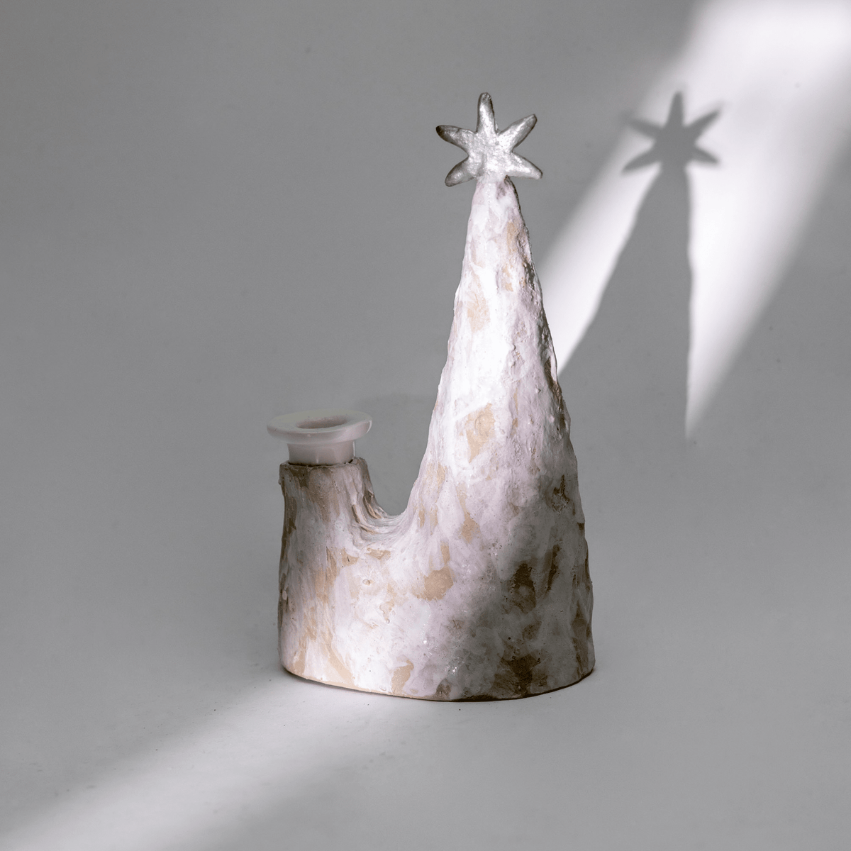 Ljuslykta Joulukuusi Studio 15 × 9 × 25 cm vit – Pentik