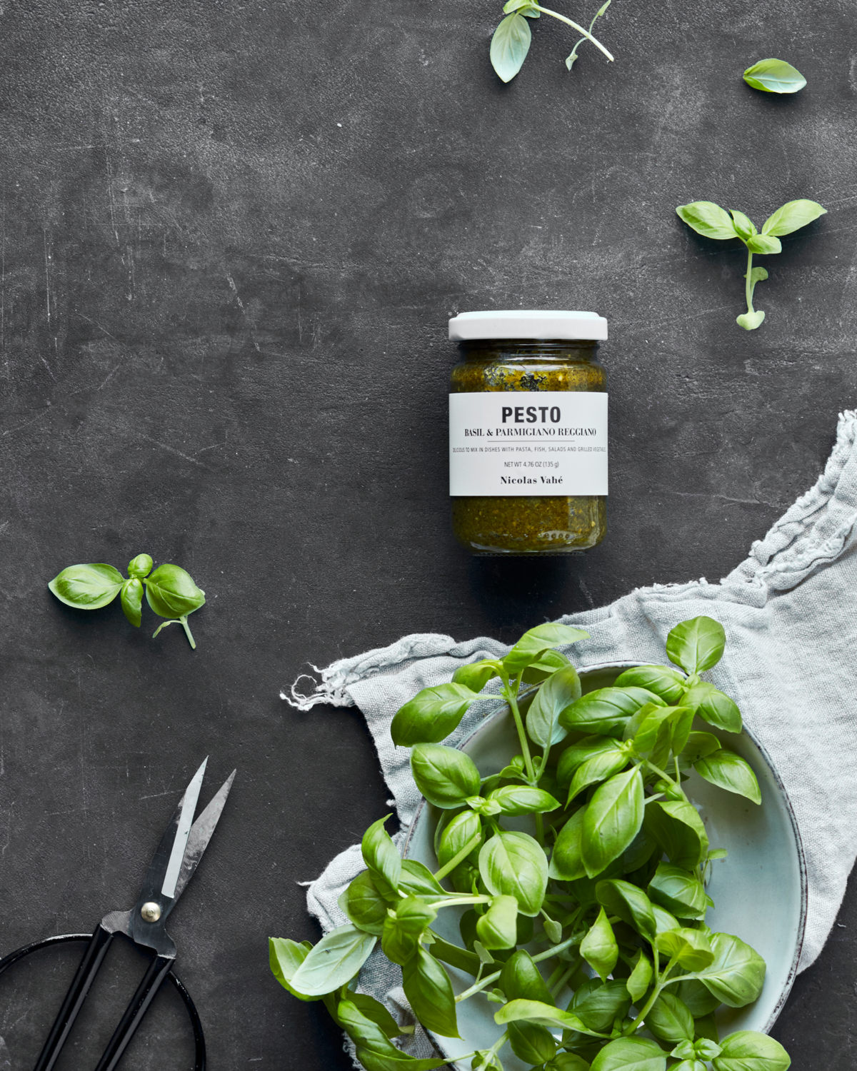 Pesto- Basilika & parmesan