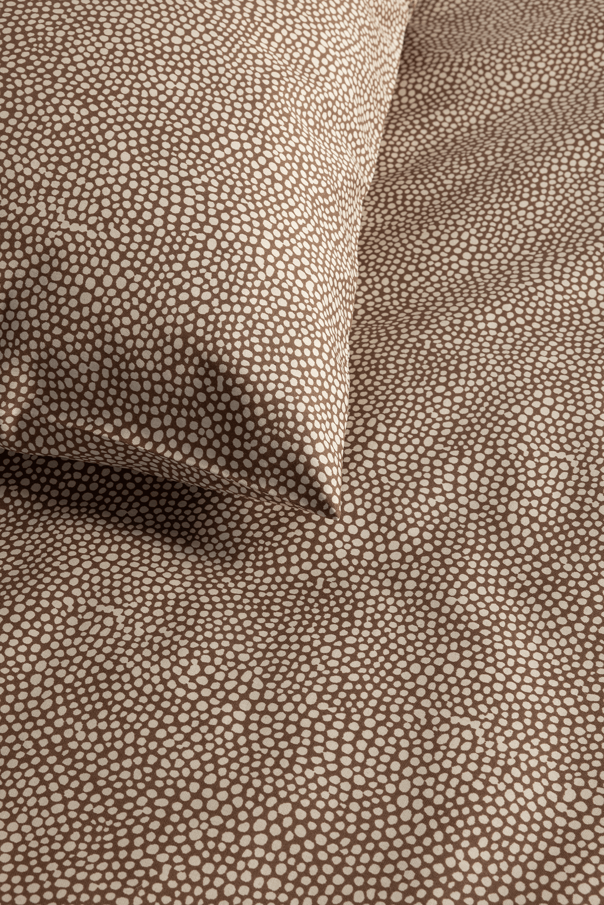 Pyry påslakanset, Påslakan 150 × 210 cm, örngott 50 × 60 cm, brun – Pentik