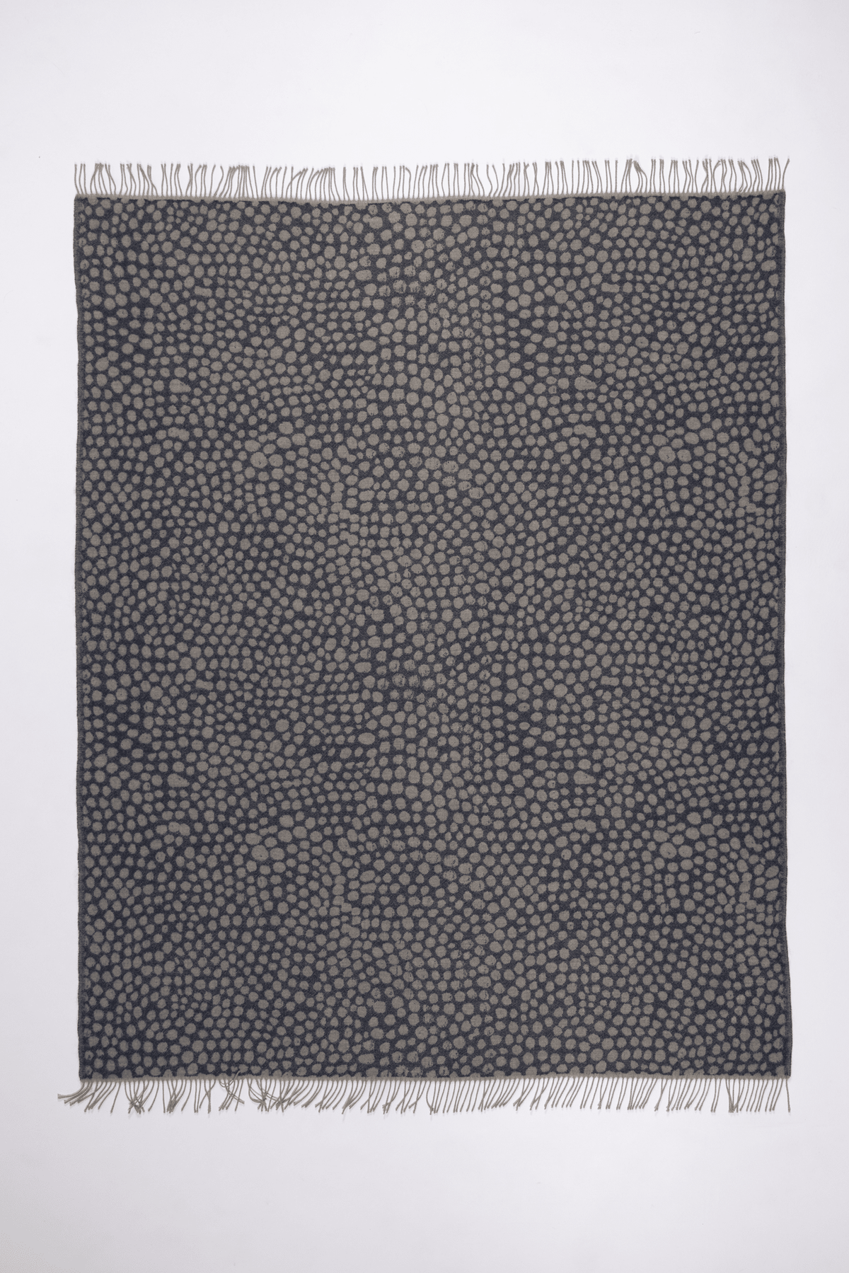 Pyry pläd, 140 × 180 cm, blå – Pentik