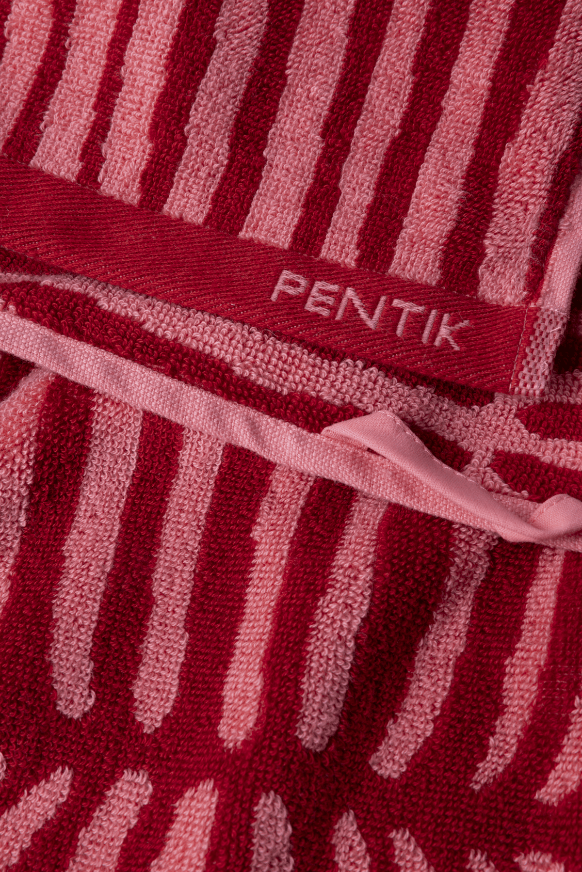 Handduk Vilja 50 × 70 cm röd/rosa – Pentik